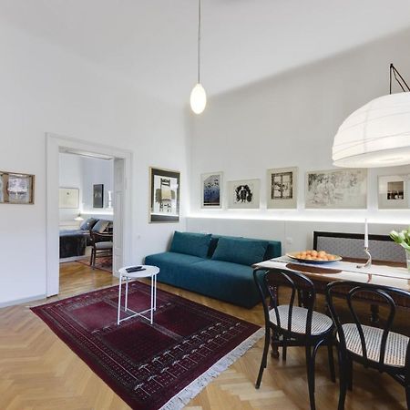 City Center Apartment With Parking Ljubljana Bagian luar foto