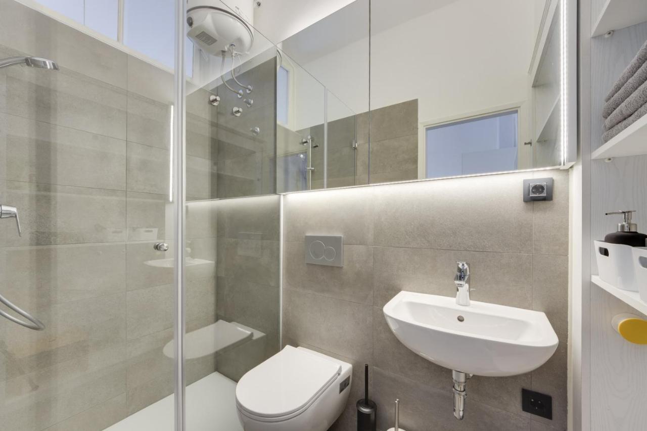 City Center Apartment With Parking Ljubljana Bagian luar foto